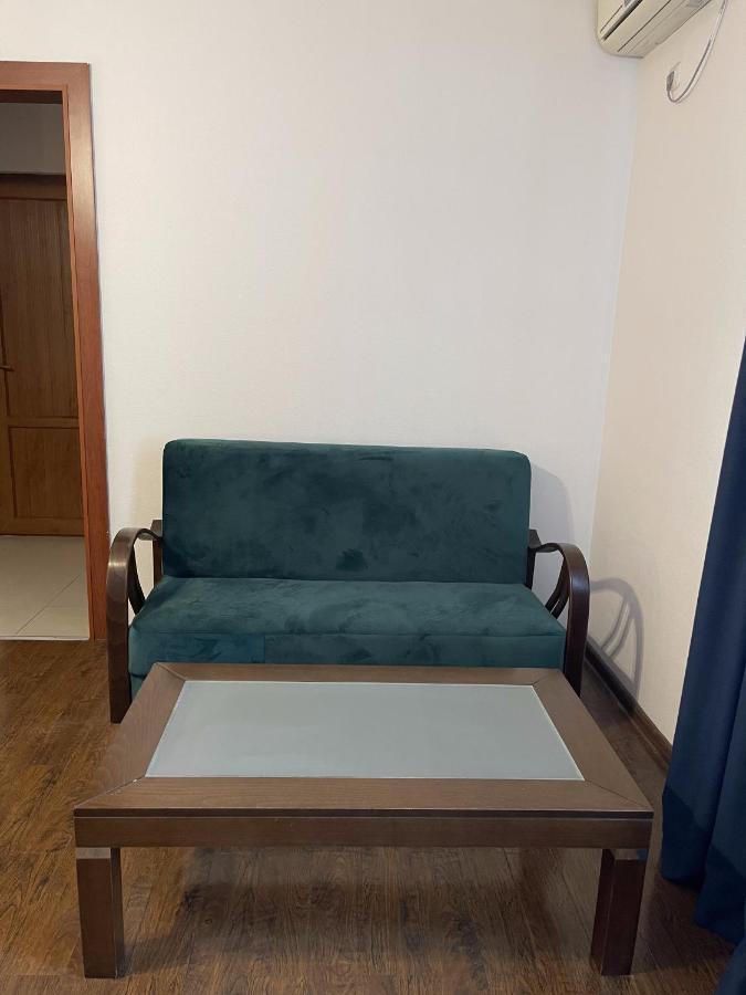 Aristocrat Otel Tiflis Dış mekan fotoğraf